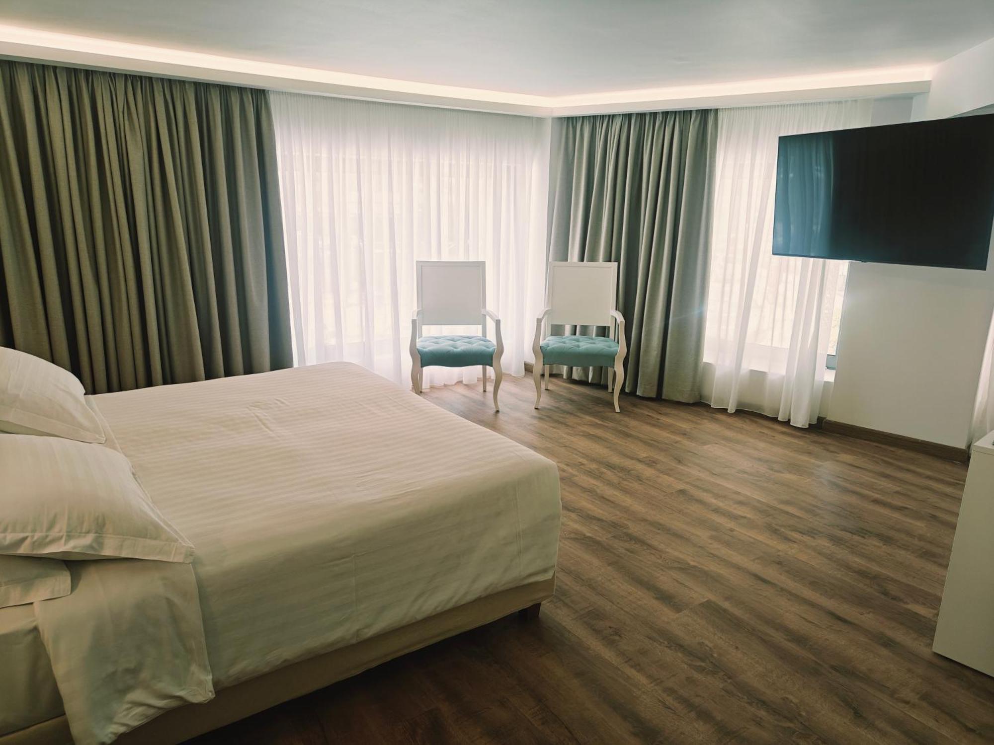Ibiscus Hotel Rhodes City Екстер'єр фото