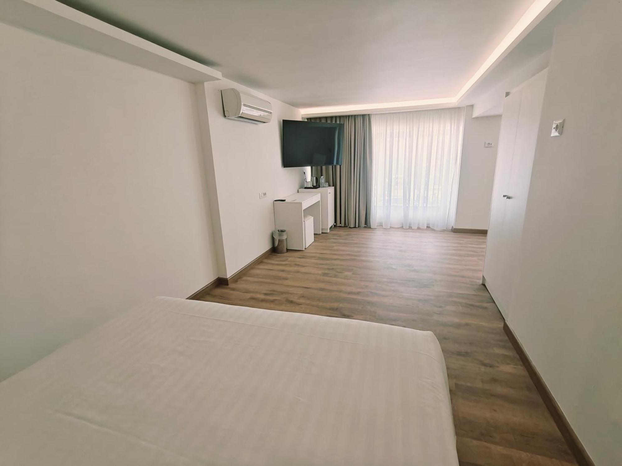 Ibiscus Hotel Rhodes City Екстер'єр фото