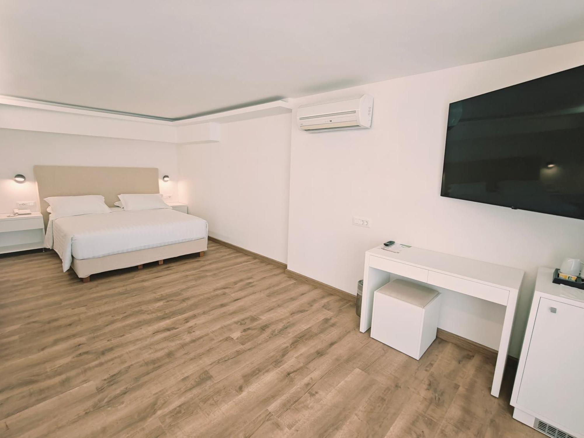 Ibiscus Hotel Rhodes City Екстер'єр фото