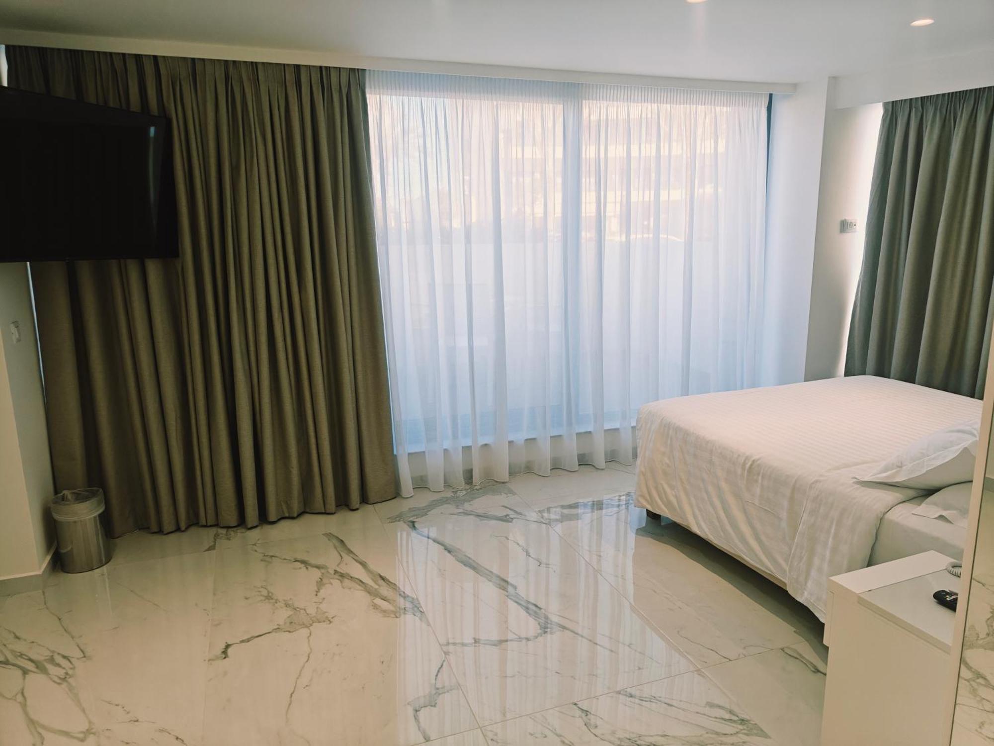 Ibiscus Hotel Rhodes City Екстер'єр фото