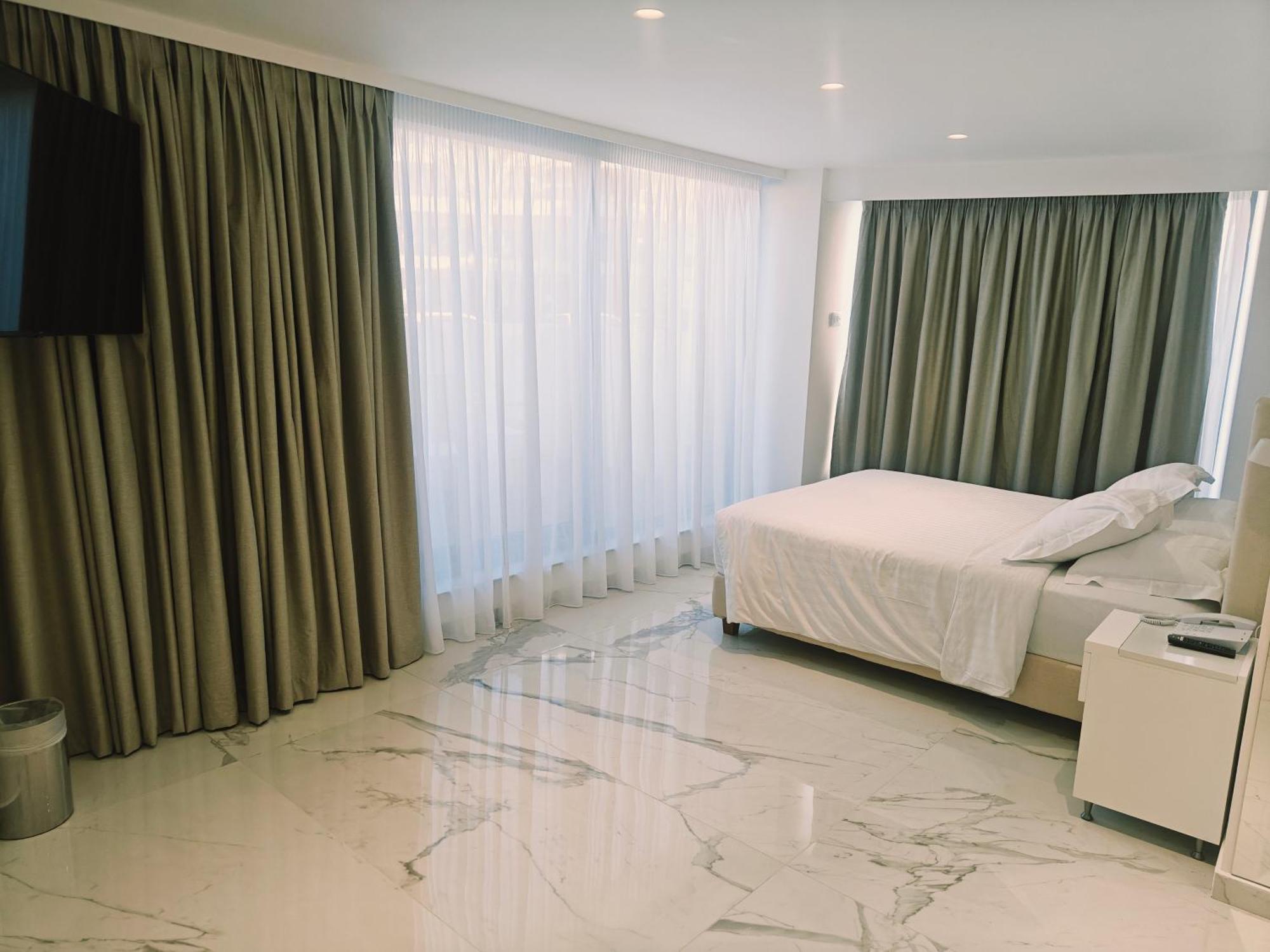 Ibiscus Hotel Rhodes City Екстер'єр фото