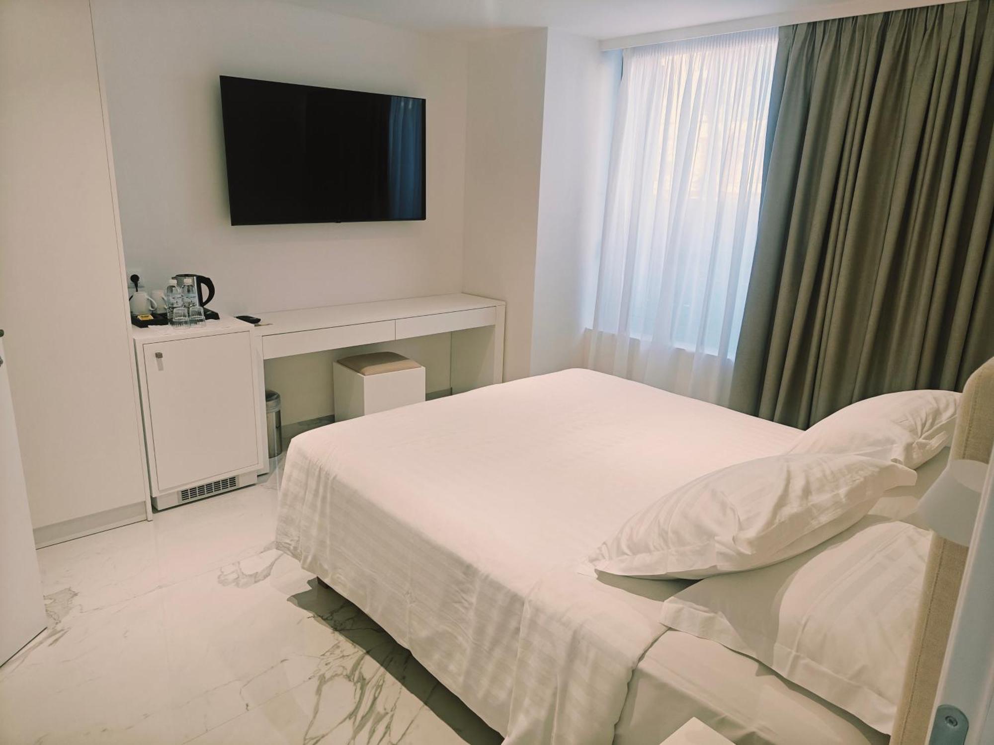 Ibiscus Hotel Rhodes City Екстер'єр фото